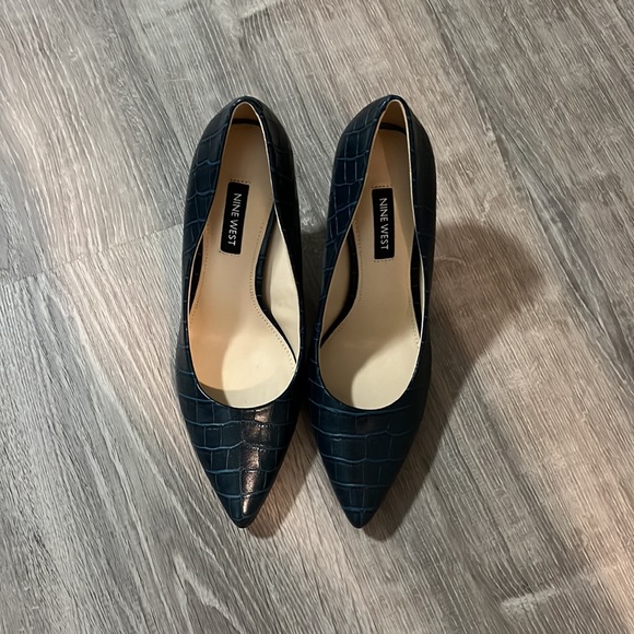 Nine West 6 1/2 new - Picture 2 of 5